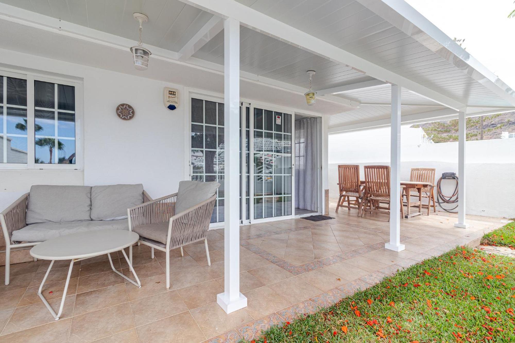 Flatguest Orinoco + Pool + Terrace + Garden Villa โมกัน ภายนอก รูปภาพ